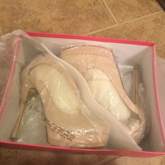 Booties - Picture 3 of 5